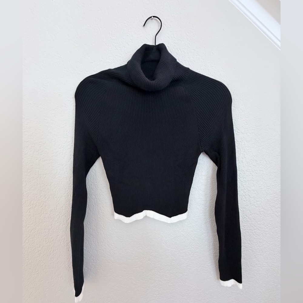 Lulus ribbed turtleneck sweater